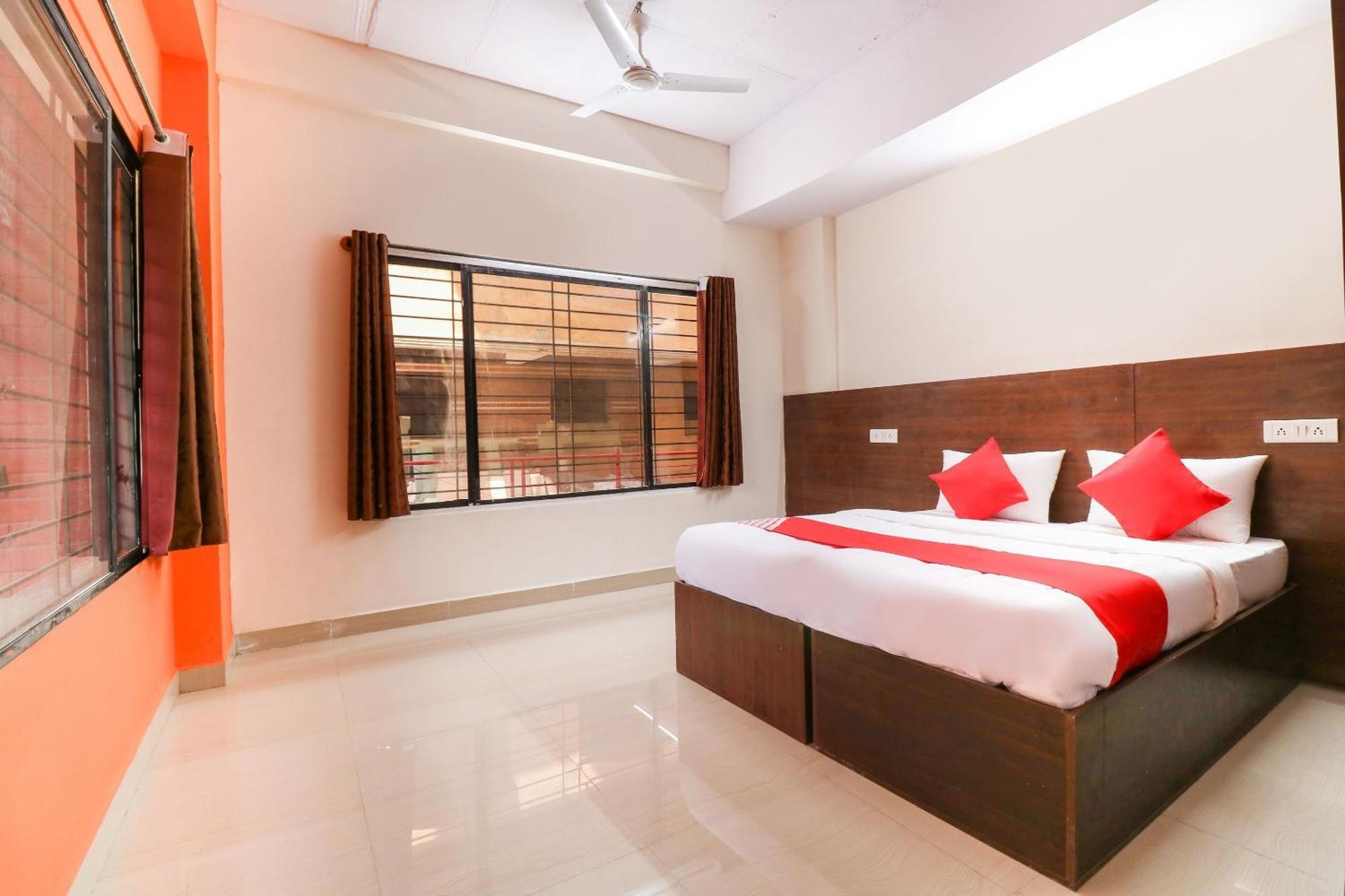 Hotel O The Royal International Hotel Bangalore Buitenkant foto