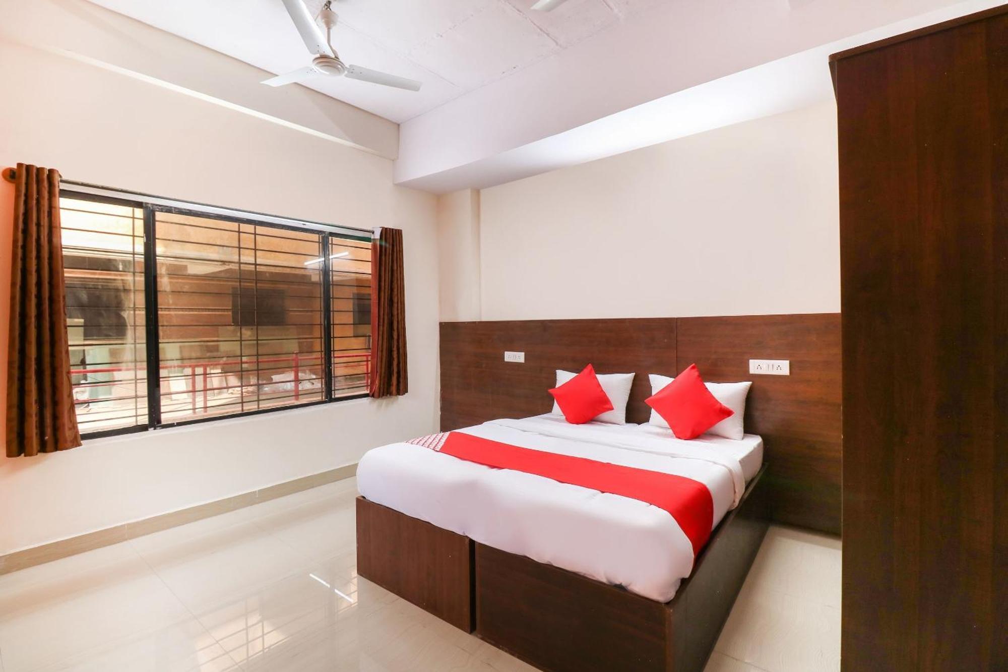Hotel O The Royal International Hotel Bangalore Buitenkant foto