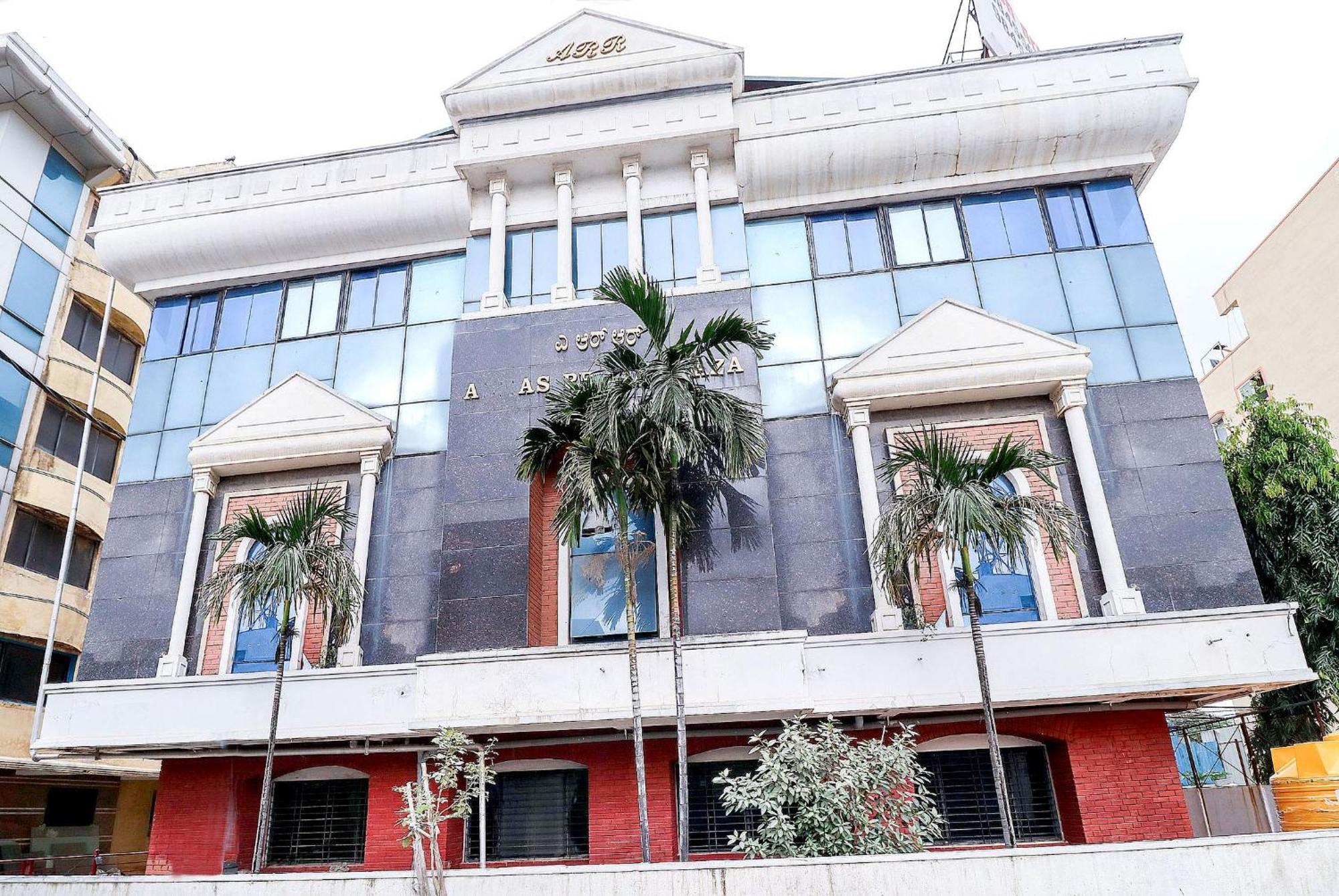 Hotel O The Royal International Hotel Bangalore Buitenkant foto